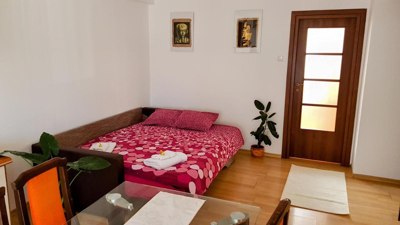 Lend Apartment Miercurea Ciuc Exterior photo